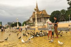Tour di Phnom Penh - Front-royal-palace-phnom-penh(1).jpg