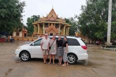 Tour di Phnom Penh - mini-van-seina.jpg