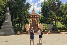 tour in phnom penh - wat-phnom-tourism.jpg